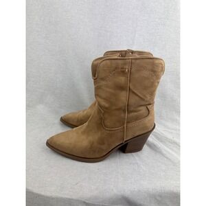 Universal Thread Tan Faux Suede Western Ankle Boots Pointed Toe Size 8
